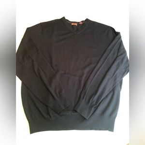 Izod Navy Blue Wool VNeck Sweater XL